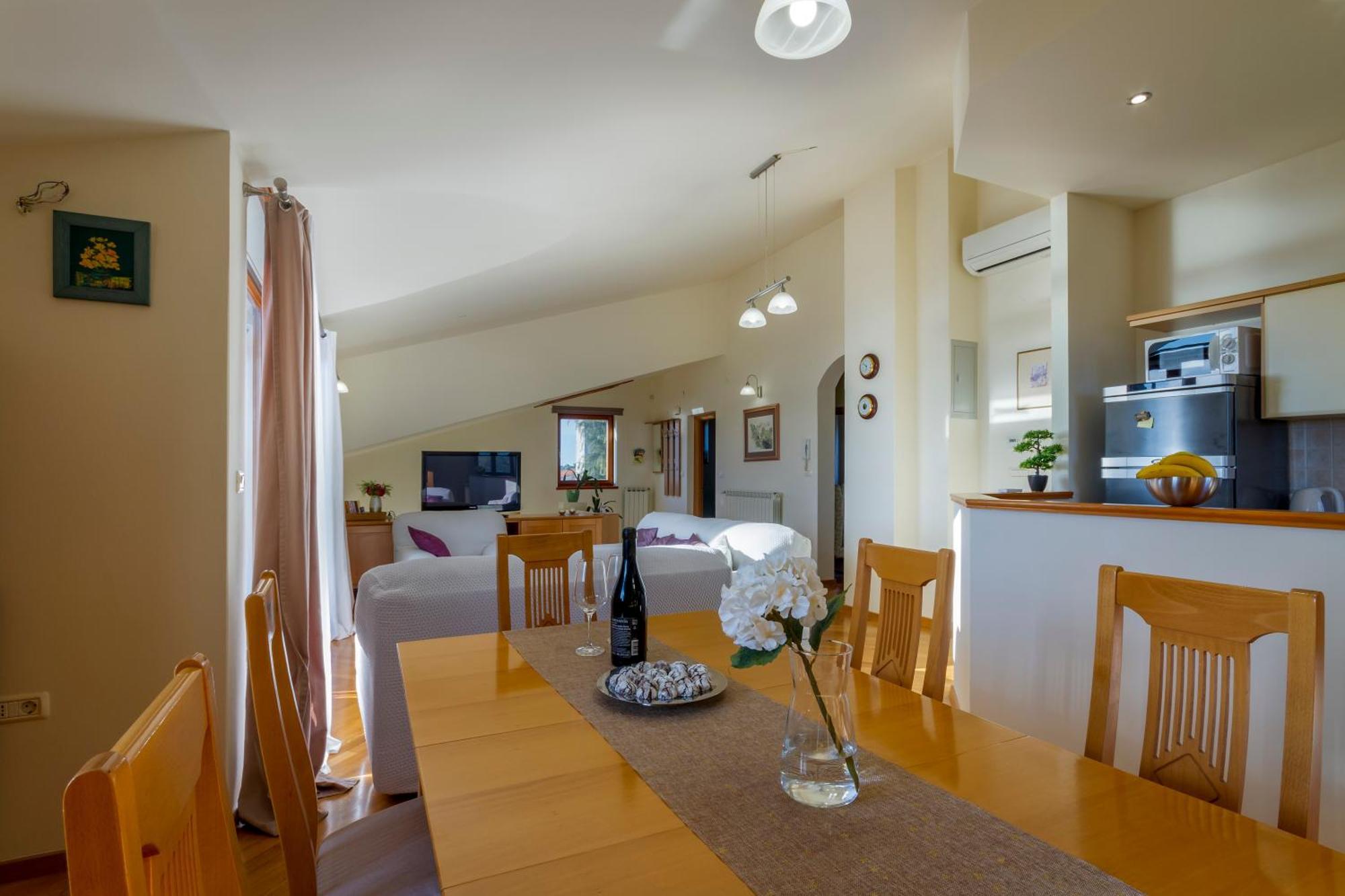 Apartman Mirjan Pula Exterior foto